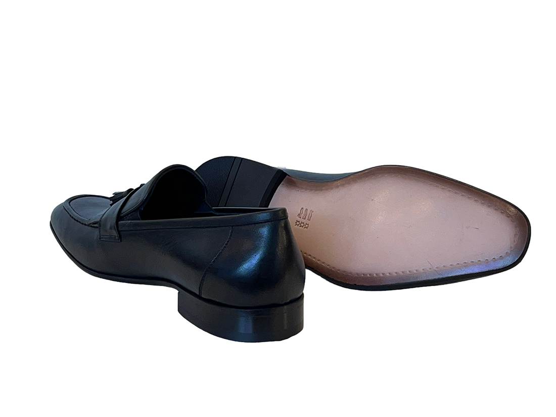 Pelleline 3010 Kilttie Tassel loafer- Black