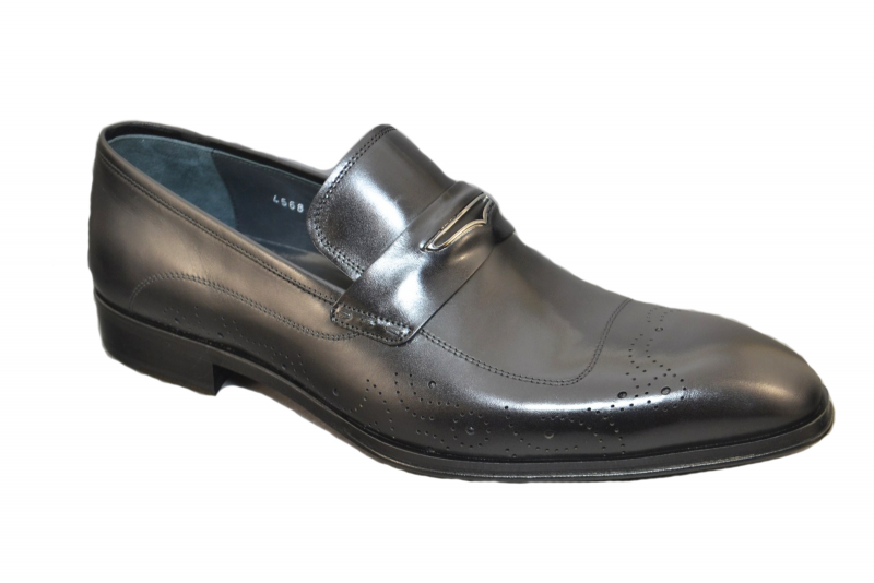 Corrente 4568 Perforated Design Loafer - Black