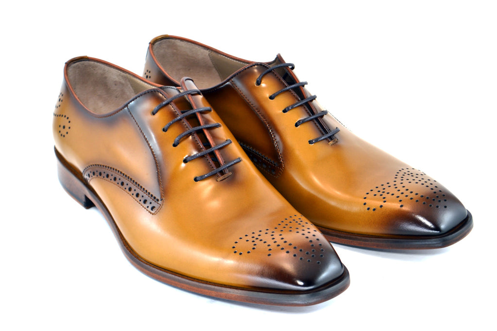 Corrente 5125 Medallion Toe Perforated Lace Up - Camel